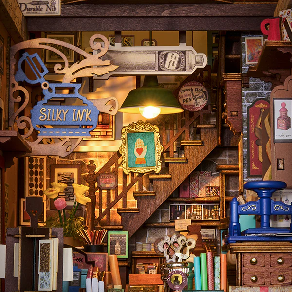 Wisdom Stationery Shop DIY Book Nook